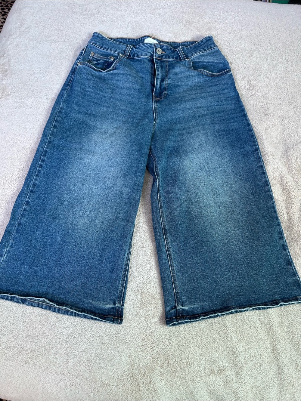 Fourth - Bay Women’s Wide Leg Cropped Jeans - Blue Wash